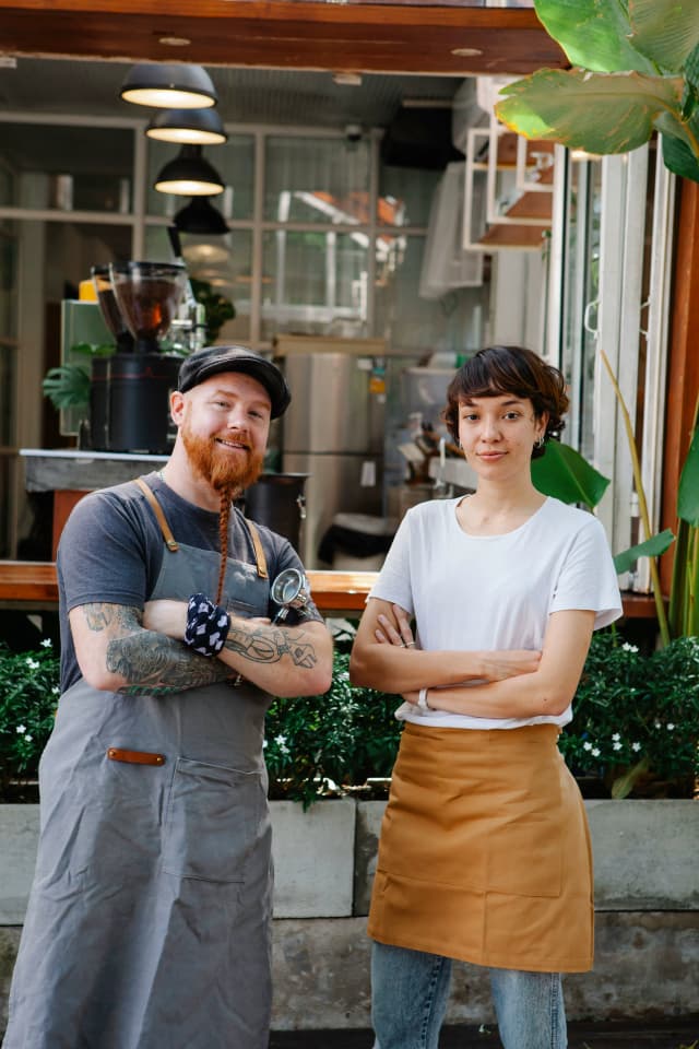 A day at a neighborhood café